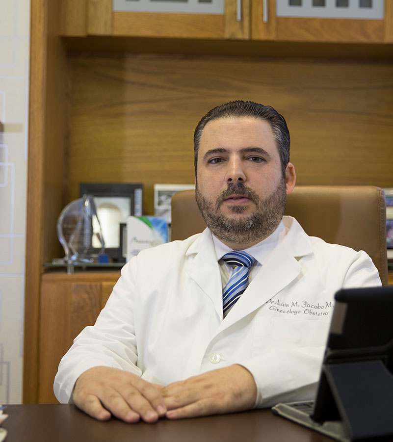 Dr. Luis Jacobo
